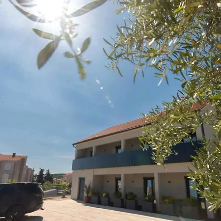 With Pool In Krk-insel Krk 45773 Appartement *