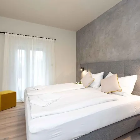 With Pool In Krk-insel Krk 45773 Appartement *